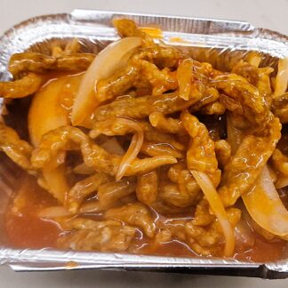 Crispy fried beef with onion in spicy chilli sauce