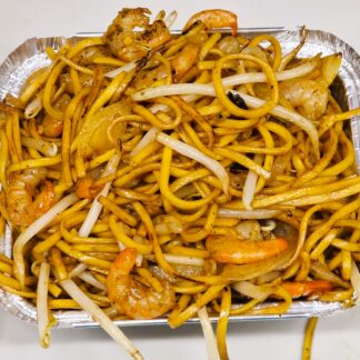 Plain chow mein noodles stir-fried with prawn, onions, beansprouts, and soy sauce