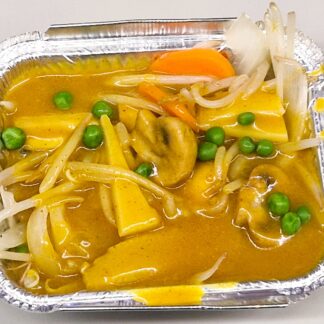 Vegetable curry with onions, beansprouts, mushrooms, bamboo shoots, chestnuts, and carrots in a spiced sauce